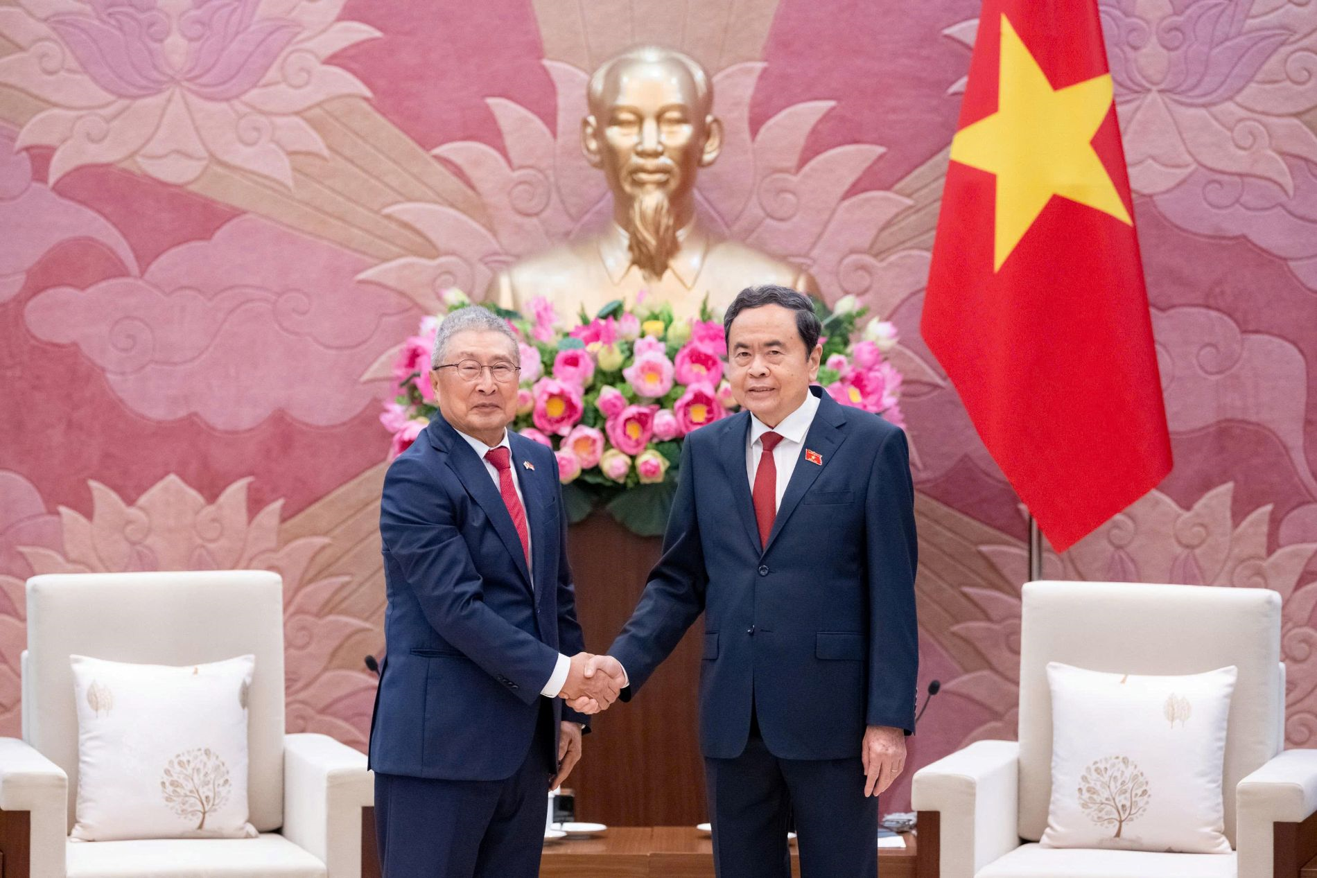 Chủ tịch Quốc hội Trần Thanh Mẫn tiếp đoàn Hội Hữu nghị Hàn Quốc - Việt Nam